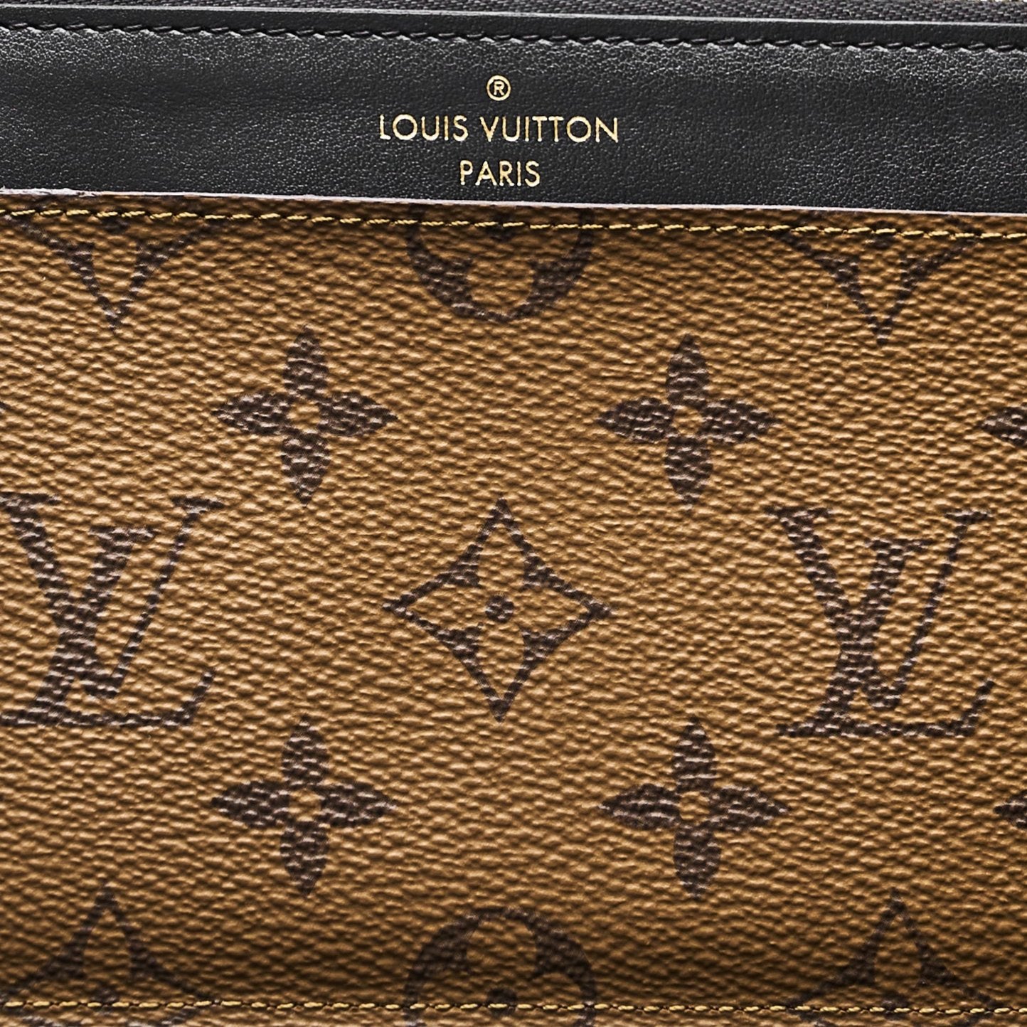 LV PURSE SLIM