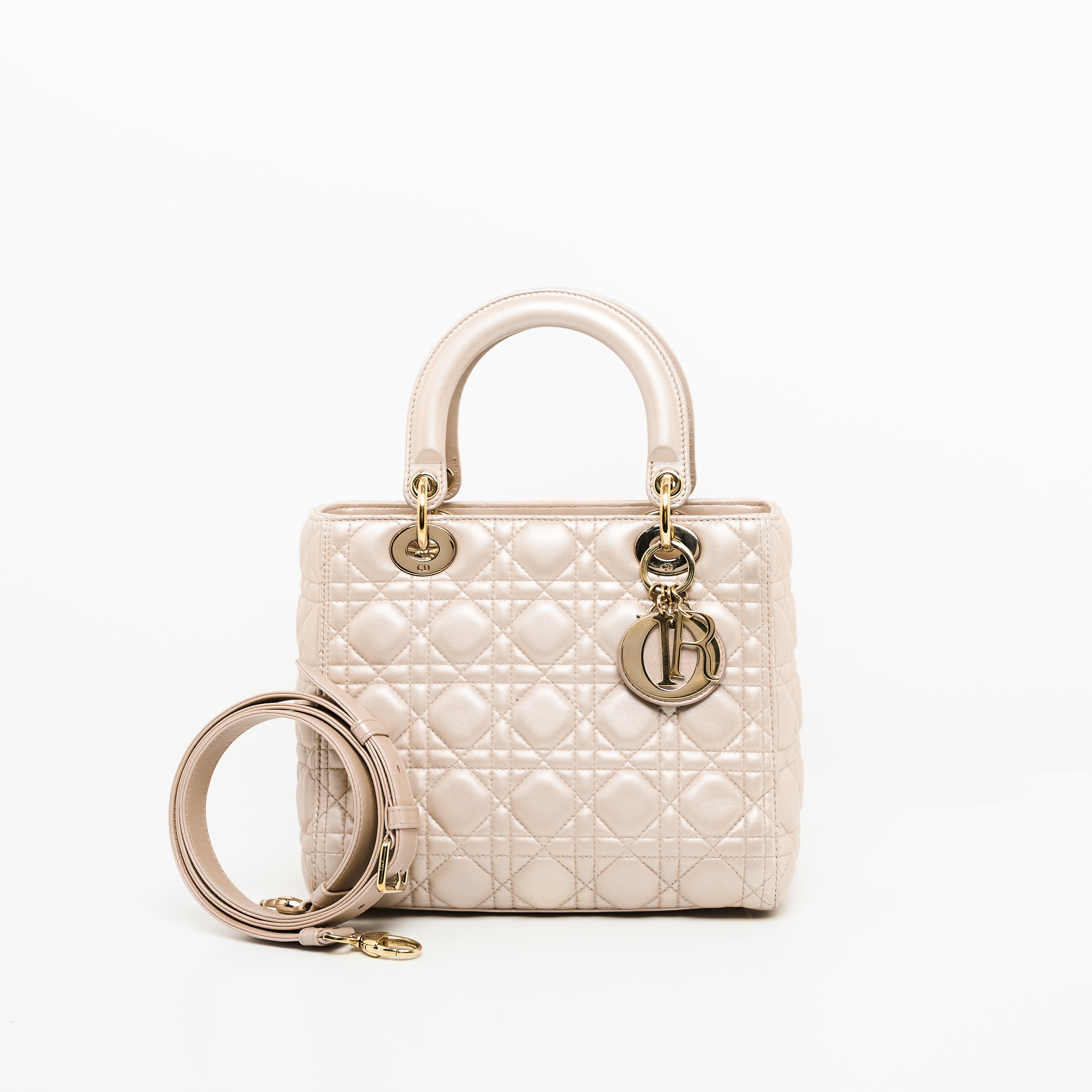 Lady Dior Medium in Light Pink