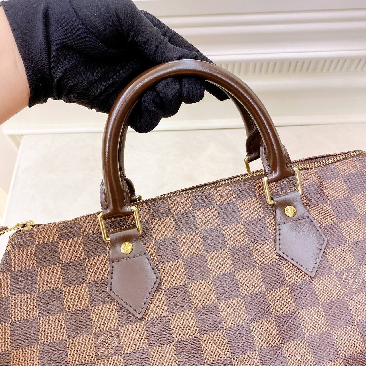 Louis Vuitton Damier Ebene Speedy 30