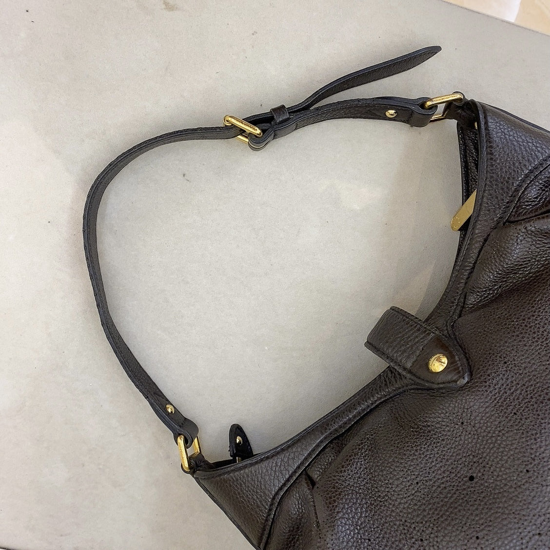 LV Mahina XS Shoulder Bag In Brown