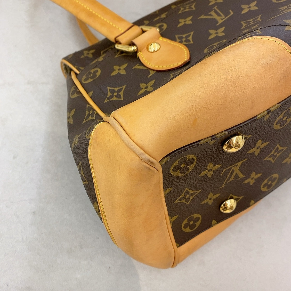 LV Monogram Beverly GM