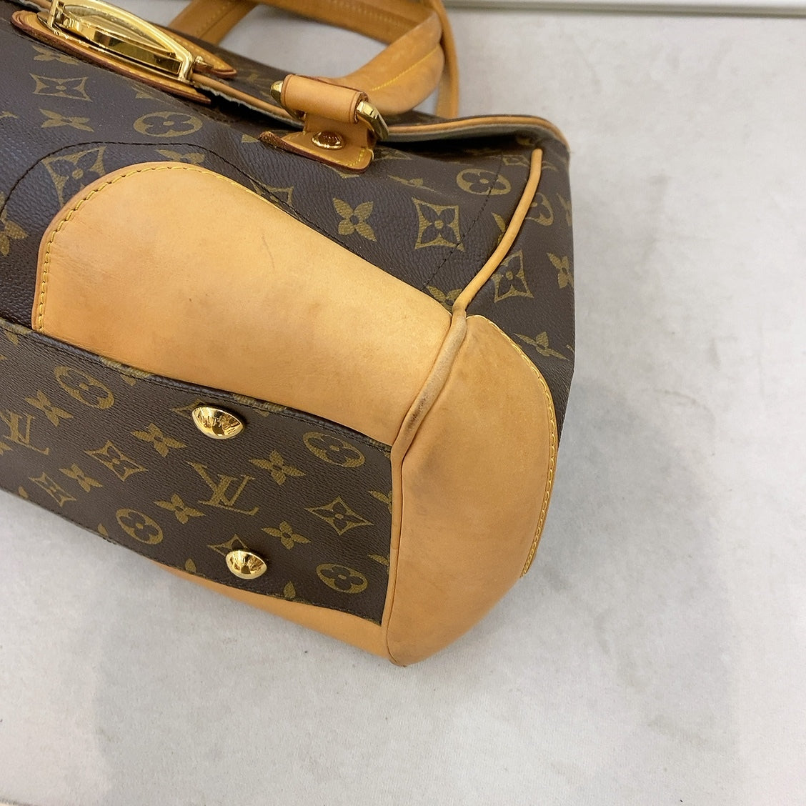 LV Monogram Beverly GM