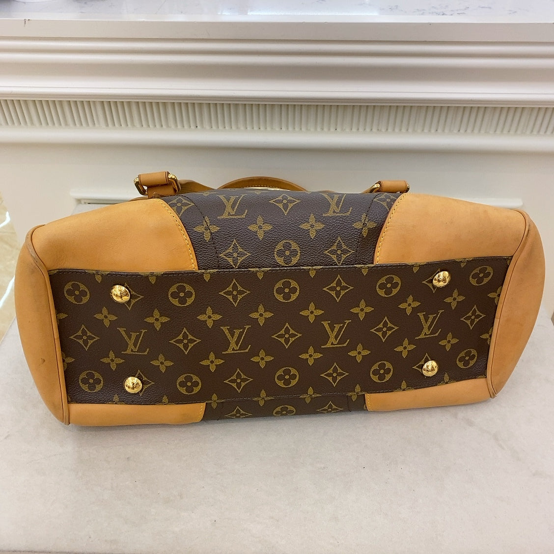 LV Monogram Beverly GM