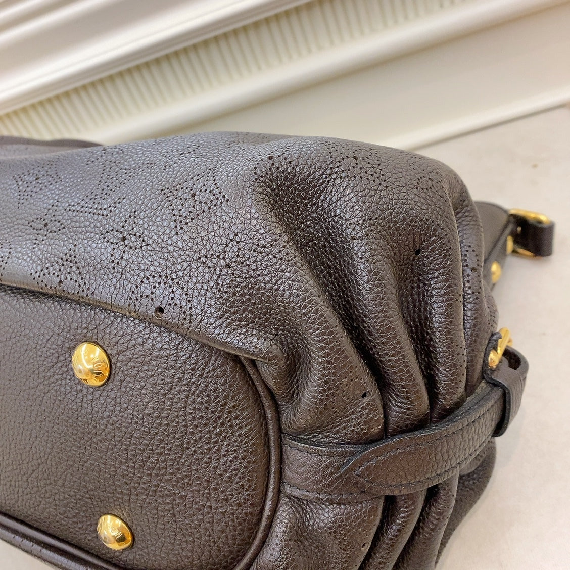 LV Mahina XS Shoulder Bag In Brown