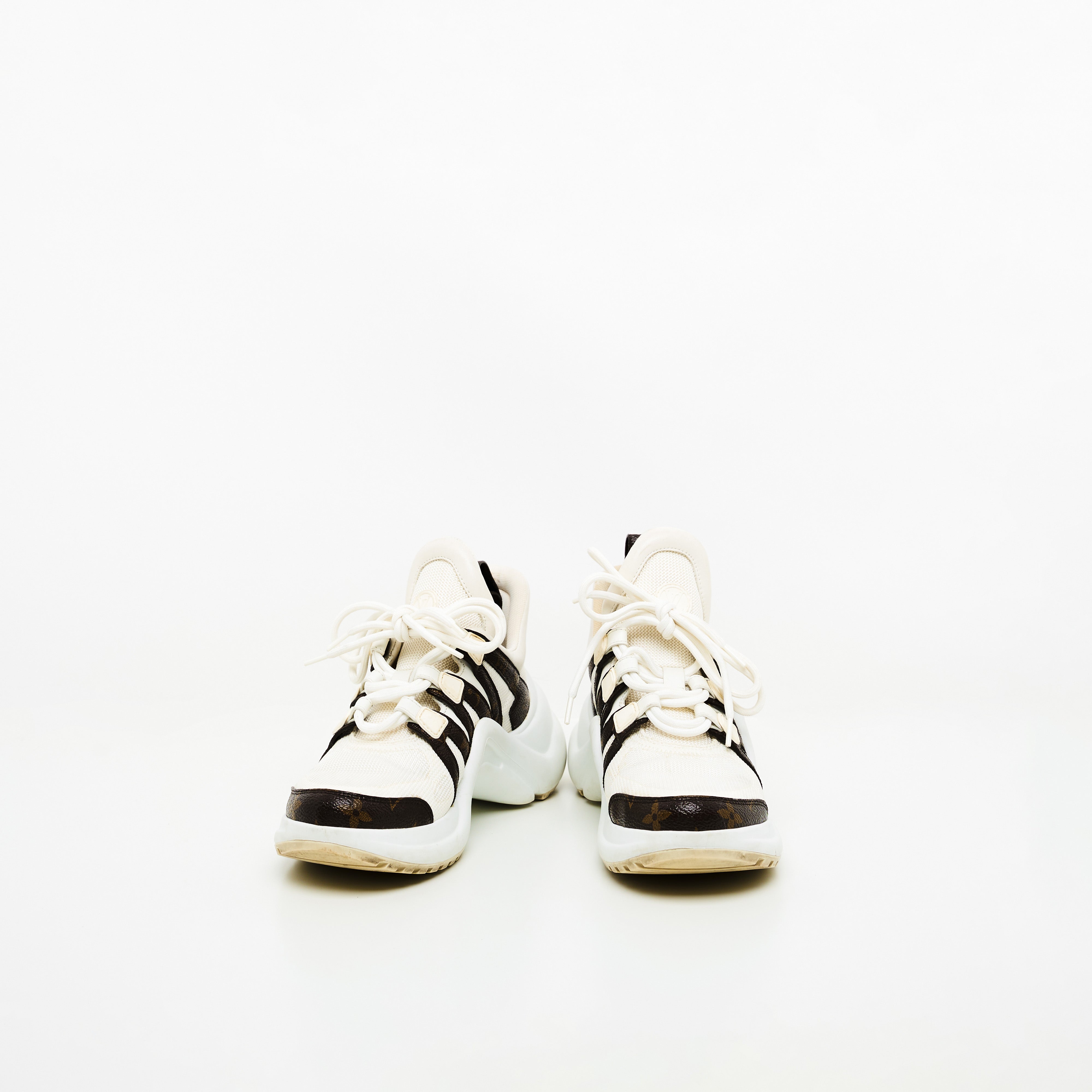 LV ARCHLIGHT SNEAKER